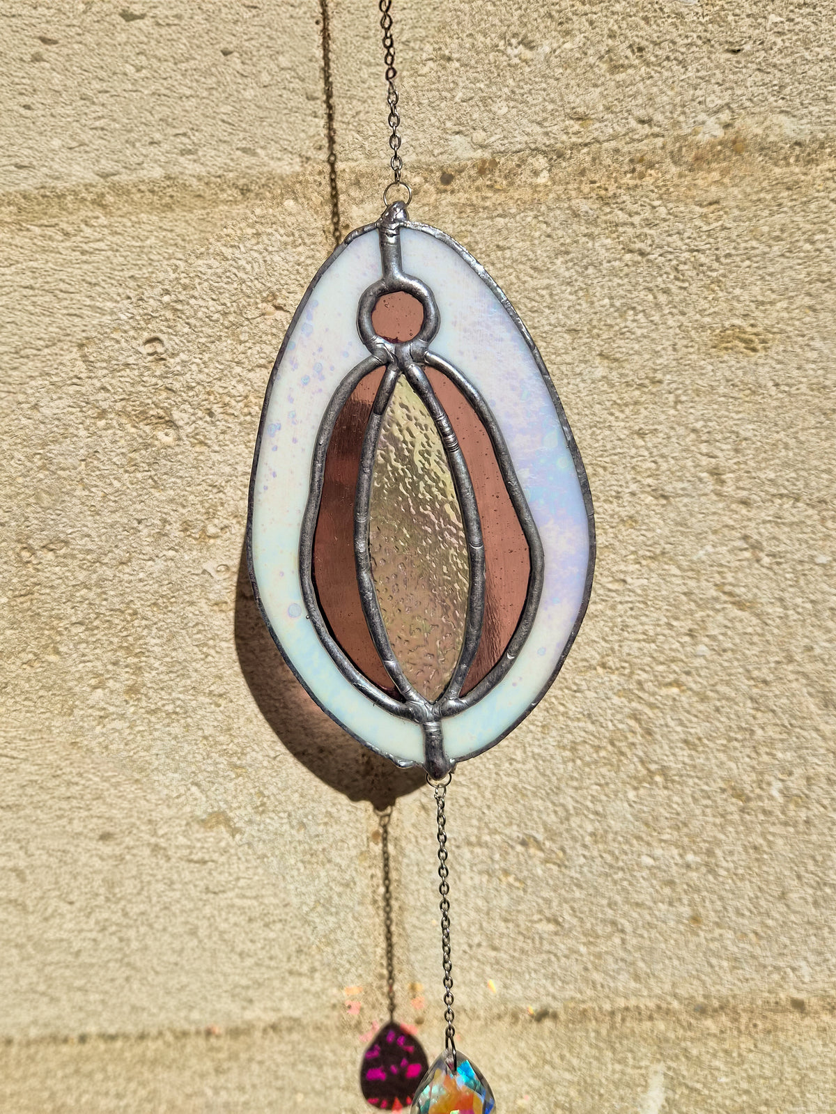 Vulva - Vitrail Tiffany, détail